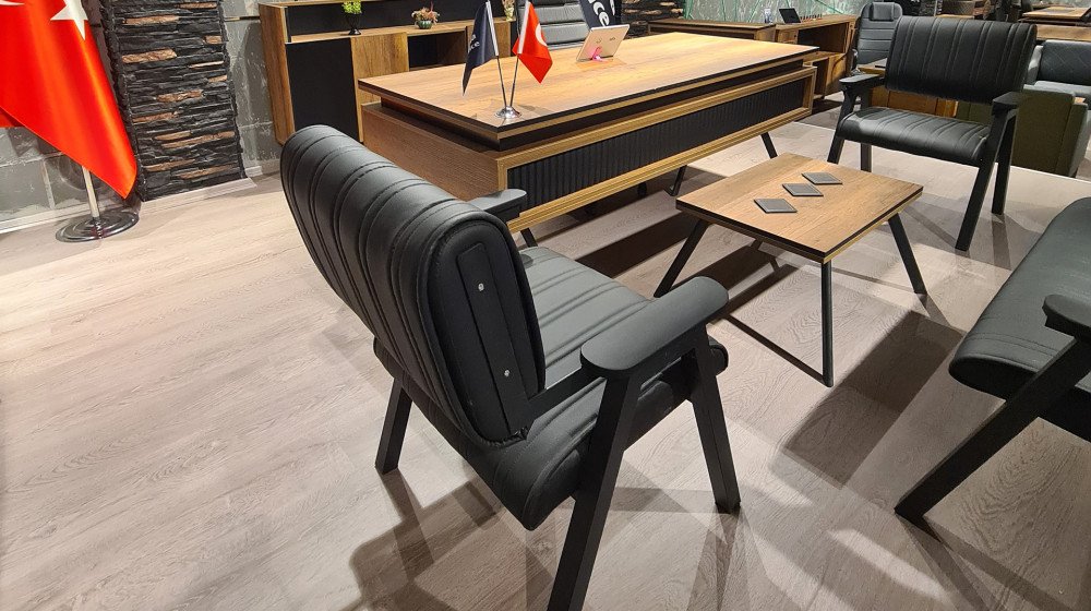 Çizgi Masa Takımı